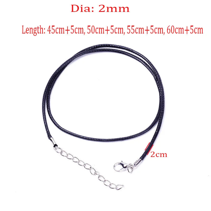 Färdiga halsband svart Läder