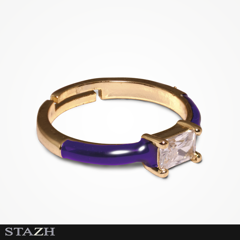 Cubic zirconia-ring