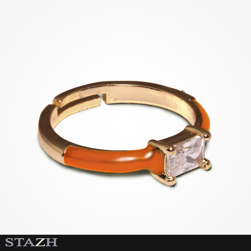 Cubic zirconia-ring