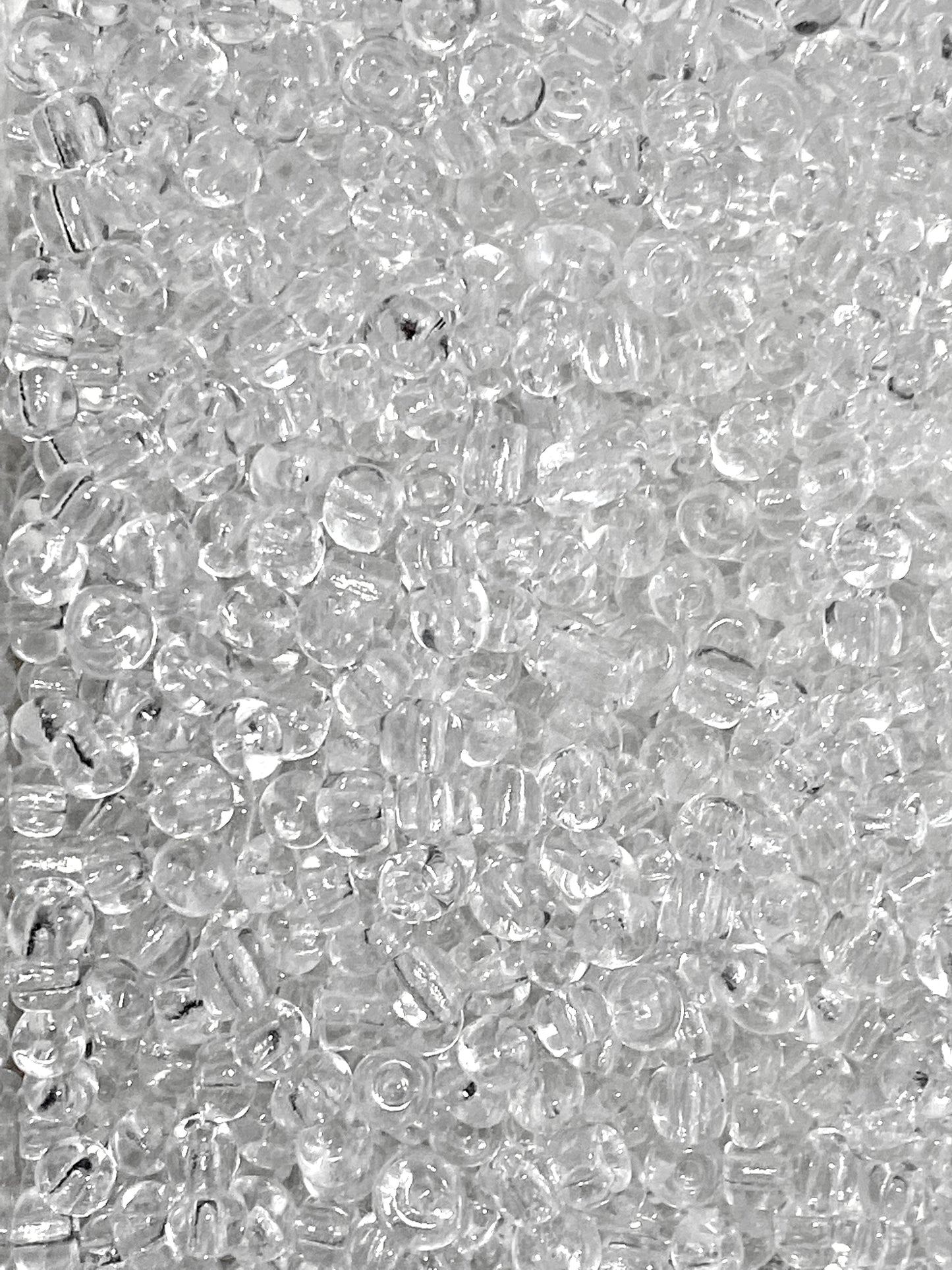 Seed Beads transparent vit